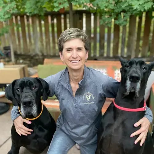Dr. Lisa Hart